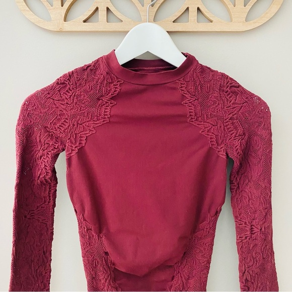 Free People Stretch Long Sleeve Top Maroon Sz XS/S - Picture 2 of 8